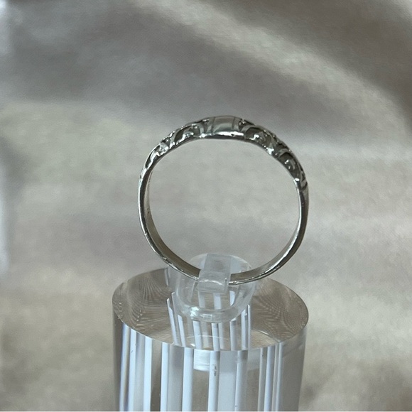 Sterling Silver 925 Engraved Scroll Work Ring Band Size 8.5 Dainty Boho Style - Picture 3 of 14